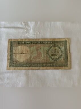 1964 So Vietnam 20 Dong Banknote Vtg Vietnam War Foreign Currency Very Flawed